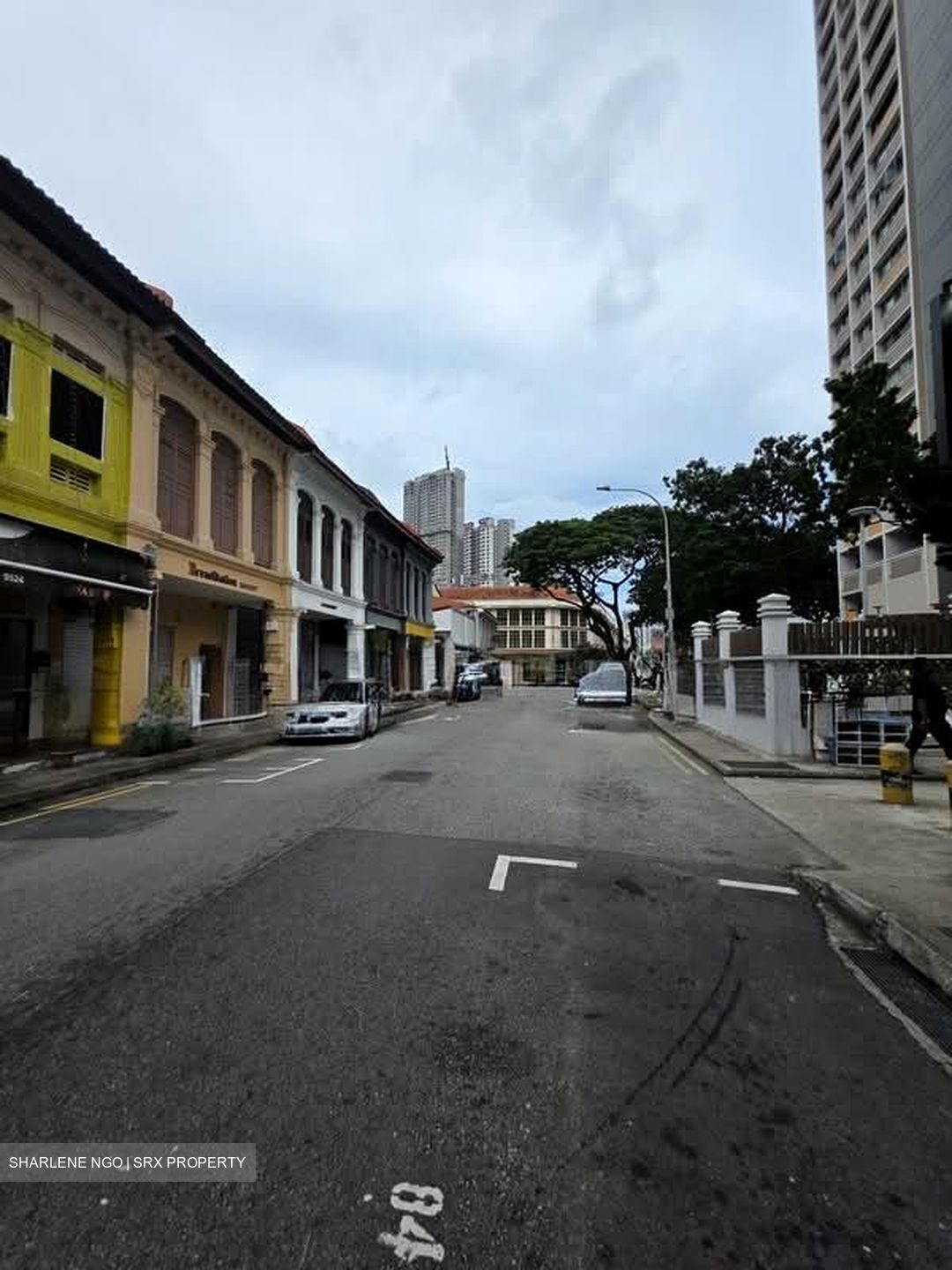 Desker Road Conservation Area (D8), Shop House #557780091